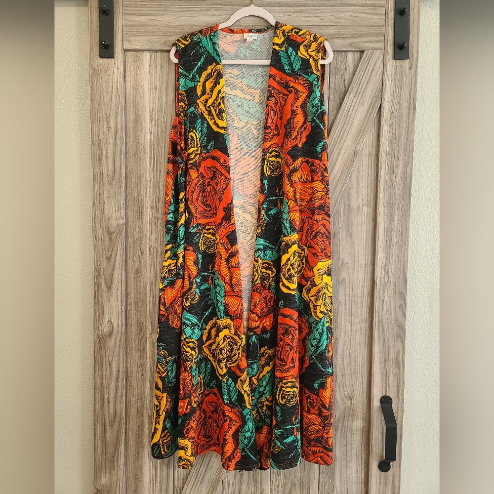 LuLaRoe vest floral print sleeveless with side slits XL